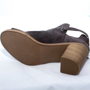 Collie Open Toe Laser Cut Heeled Bootie  Gray Sz 6